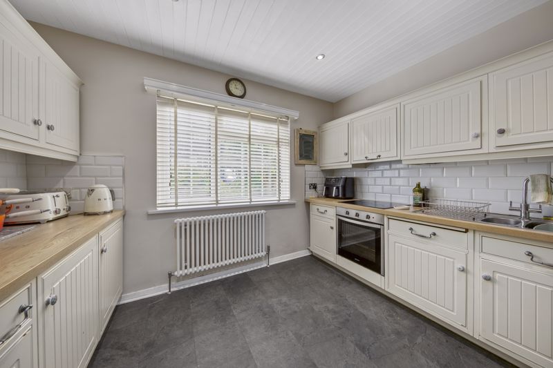 Riverside Crescent Holymoorside
